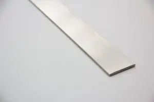 30x3 mm. Stainless fire rail - center hole