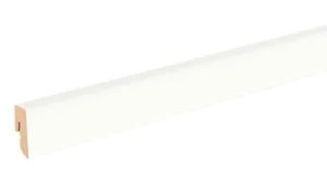 Hvidt fodpanel til laminatgulv, 19 x 58 mm. - kan males.