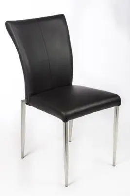 E40C - Chair in black leather