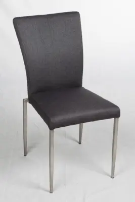 E40C - Chair in gray fabric