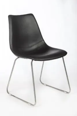 Mathias - Chair in black leather