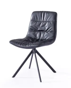 Mads - Chair in black leather/PVC
