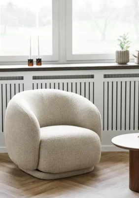 Hawkes Loungestol i farven sand med drejefunktion