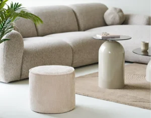 Taupo Puf, Beigefarvet fløjl