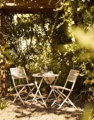 Cafesæt Arcas, bord med 2 stole - UDSOLGT TIL UGE 20