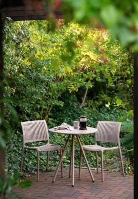 Cafebord, Barletta i stål og faven taupe