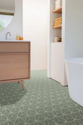 Ultimate vinyl, Menara 528 