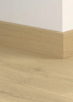 Fodpanel til laminatgulv - Fresh Oak