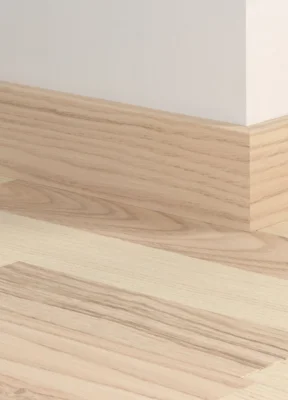 Fodpanel til laminatgulv - Nordic White Ash
