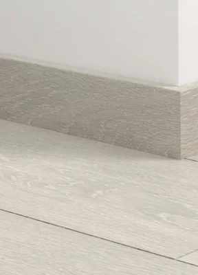 Fodpanel til laminatgulv - Siberian Oak