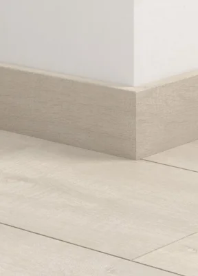 Fodpanel til laminatgulv - Light Fjord Oak