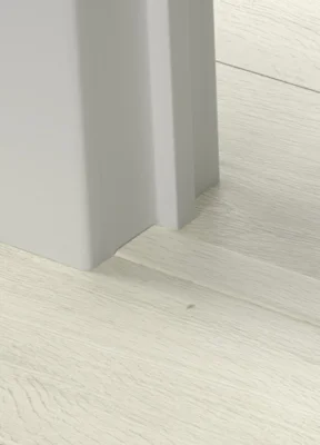 5-i-1 liste til laminatgulv - Romantic Light Grey Oak, INGEN RETURRET!