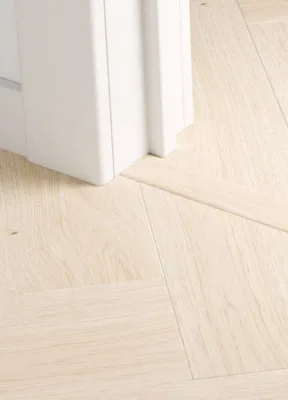 5-i-1 liste til laminatgulv - Ivory Oak, INGEN RETURRET!