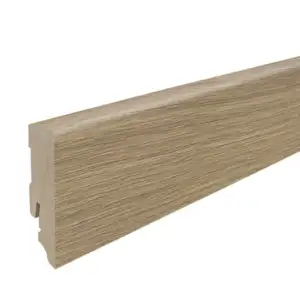 Fodpanel til laminatgulv, Chevron Eg natur, 16x58 mm.