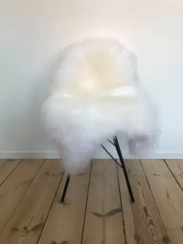 Icelandic lambskin with long white fur