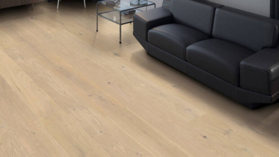 Haro plankegulv -  Eg lysehvid Universal børstet nL+ 