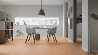 Hywood Sildeben, Oak Spessar