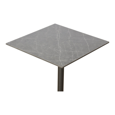Cafébord med firkantet bordplade i marmor look