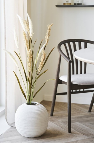 Deko Græs i farverne beige og sand.