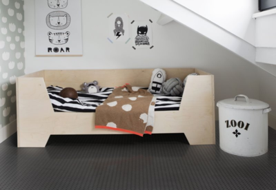 Artifact Vinylgulv - Dots Sort - REST 445X400 CM.