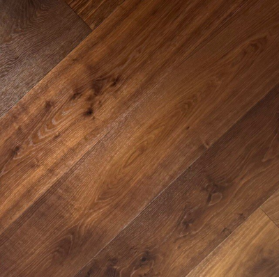 FloorMaster MEGA Herregårdsplank - Eg natur røget knastet mat lak 300 mm.