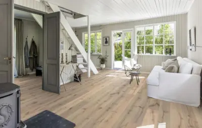 Kährs Boardwalk, Eg Luce