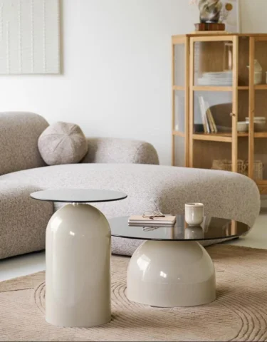 Ravello hjørnebord, Hærdet glas og metal