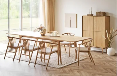 Darwin Spisebord, egefiner, inkl tillægsplader