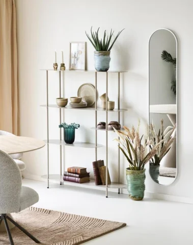 Mundblæst vase i lyseblåt glas