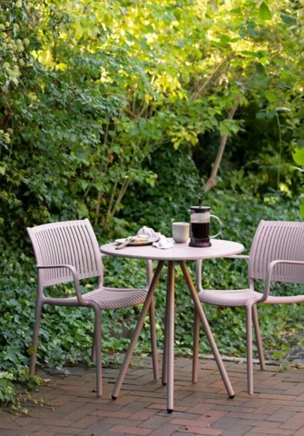 Cafebord, Barletta i stål og faven taupe