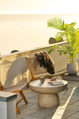 Bonnet, Sofabord i en skulpturel form - UDSOLGT TIL UGE 29