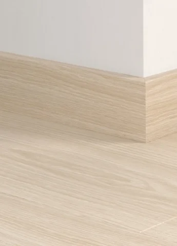 Fodpanel til laminatgulv - Beige Sand Oak