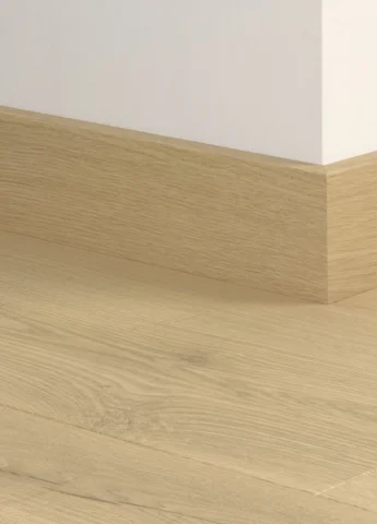 Fodpanel til laminatgulv - Fresh Oak