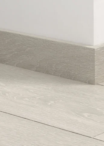 Fodpanel til laminatgulv - Siberian Oak