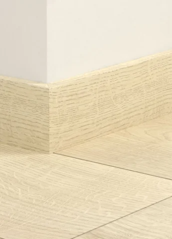 Fodpanel til laminatgulv - Blonde Oak