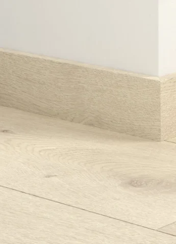 Fodpanel til laminatgulv - Light Grey Oak