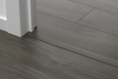5-i-1 liste til laminatgulv - Dark Mature Oak, INGEN RETURRET! 