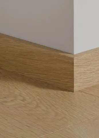 Fodpanel til laminatgulv - Blush Oak