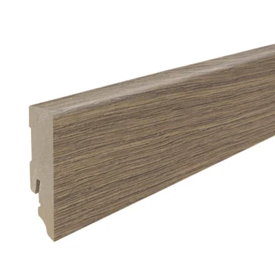 Fodpanel til laminatgulv, Chevron Eg røget, 16x58 mm.