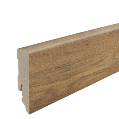Fodpanel til laminatgulv, Eg Altholz, 16x58 mm.