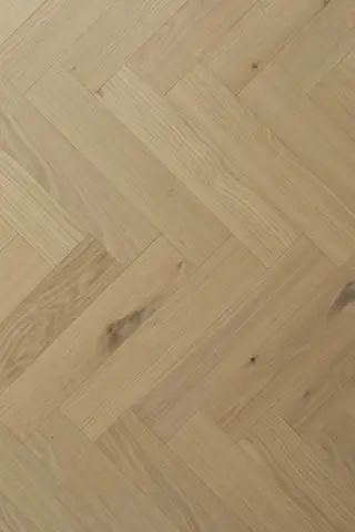 Moland Super Eg Herringbone - Brisbane Natural Oak 