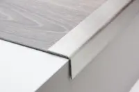 Vinkelprofil, 30x30 mm. u/huller 