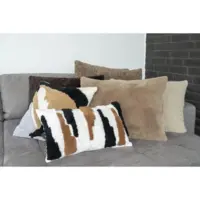 Evora Cushion - Cushion in light brown