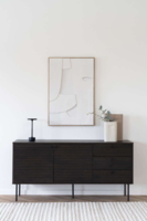 Kyoto Smoked skænk med sorte metal ben