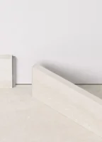 Vinyl fodpanel til Isefjord - Medium, Ivory Travertine, INGEN RETURRET!